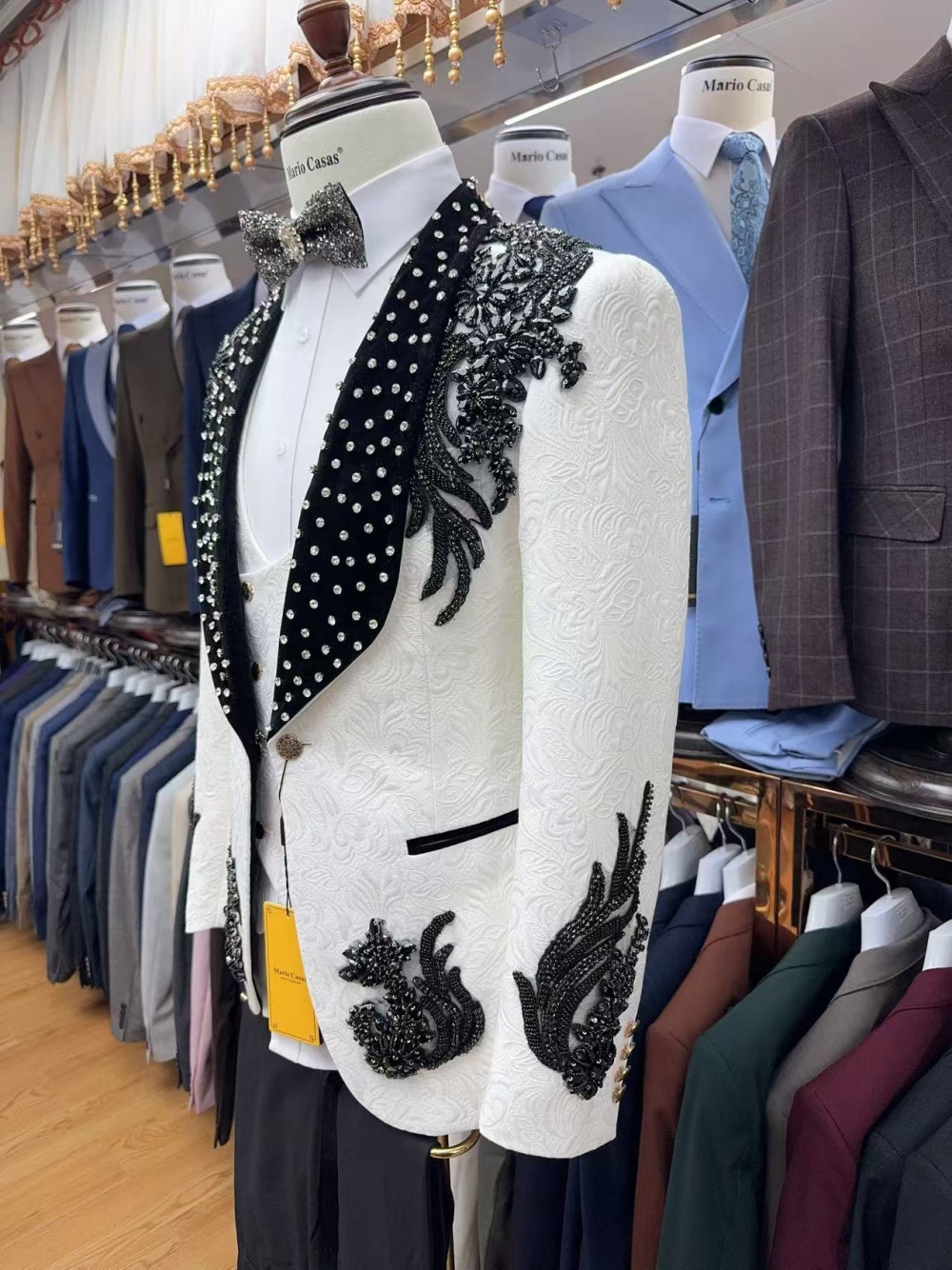 On Sale Luxurious Shawl Lapel  - Men'S Luxury Formal Wear review and price