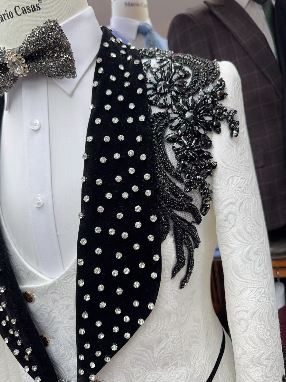 On Sale Luxurious Shawl Lapel  - Men'S Luxury Formal Wear review and price